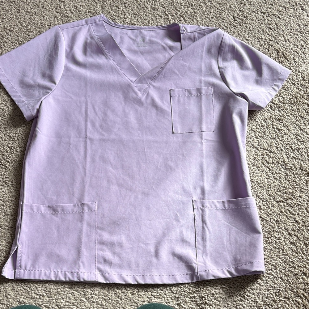 Scrub top